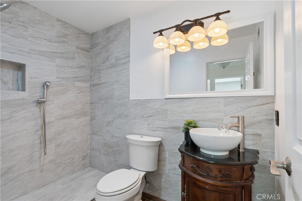 25651 Ramada Property Photo 10