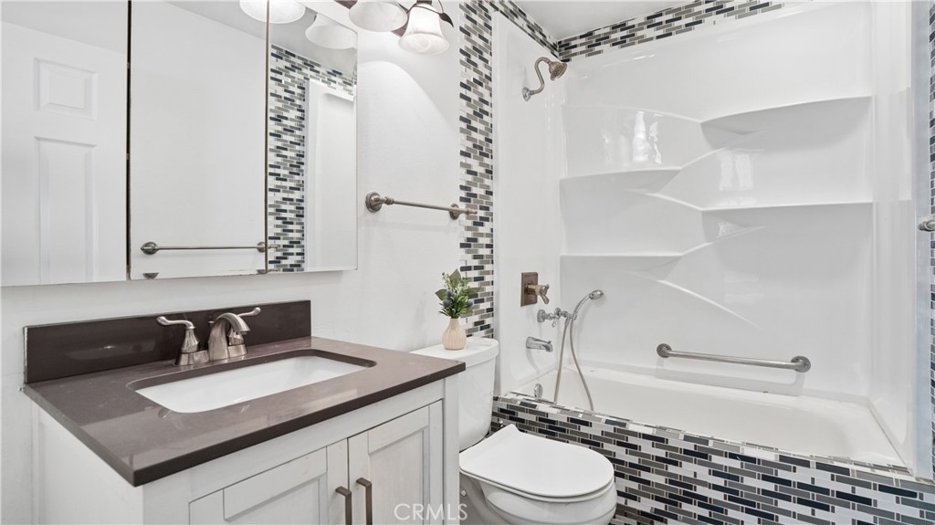 25651 Ramada Property Photo 14