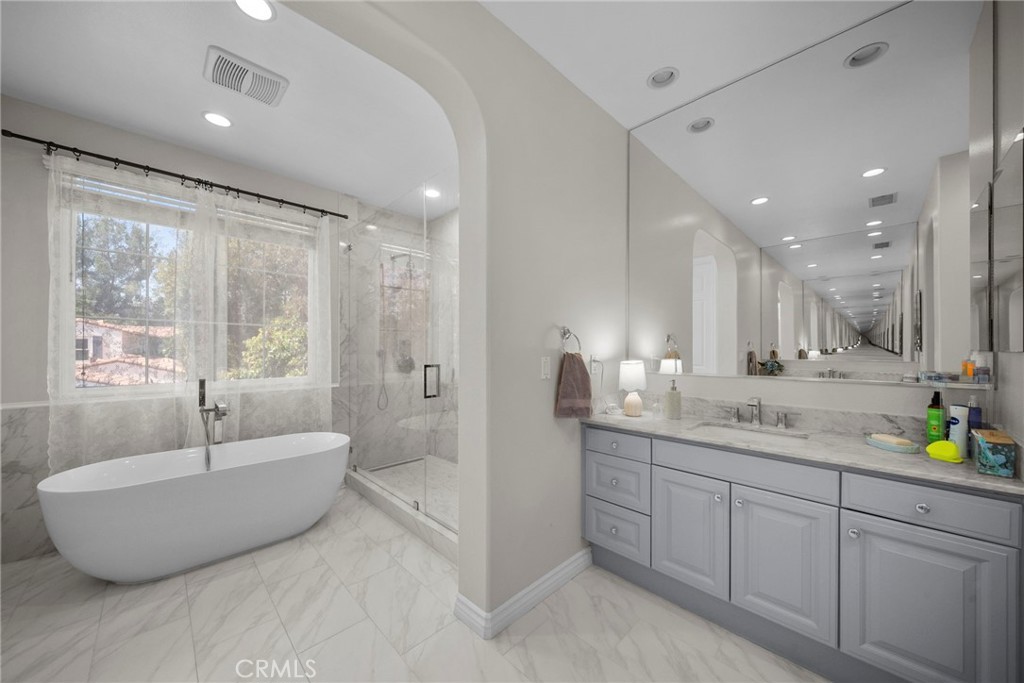 26811 Brookhollow Drive Property Photo 16