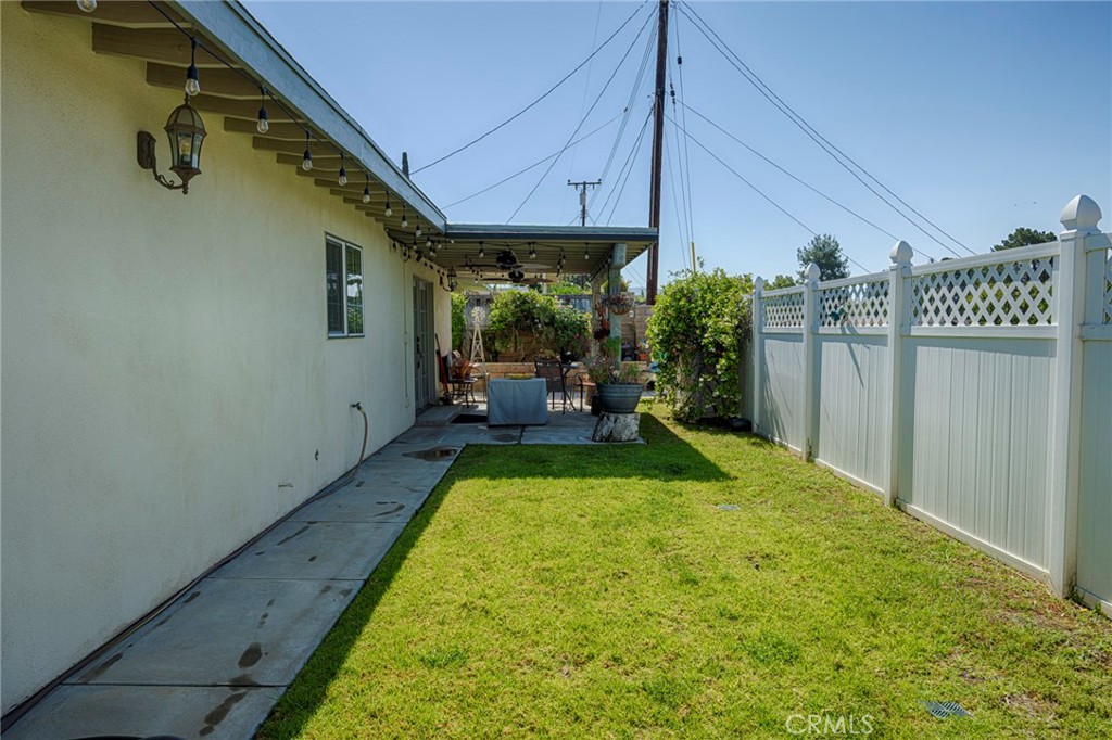 19802 Steinway Property Photo 23