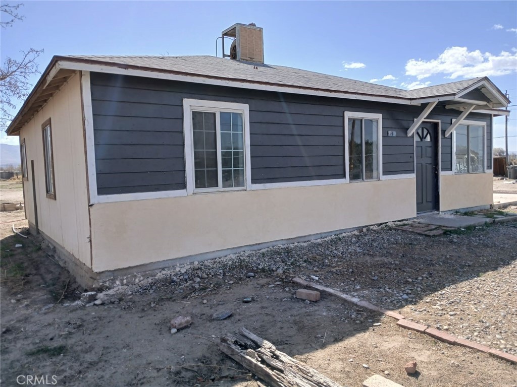 11028 E Avenue R Property Photo 3