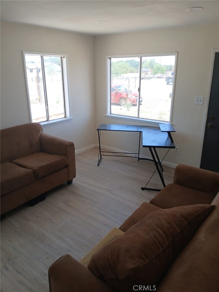 11028 E Avenue R Property Photo 8