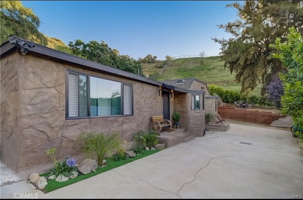 9578 Sunland Property Photo 4