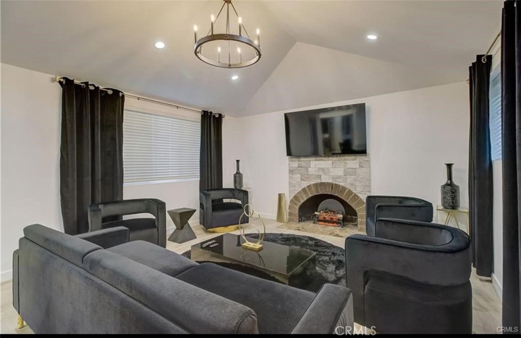 9578 Sunland Property Photo 7