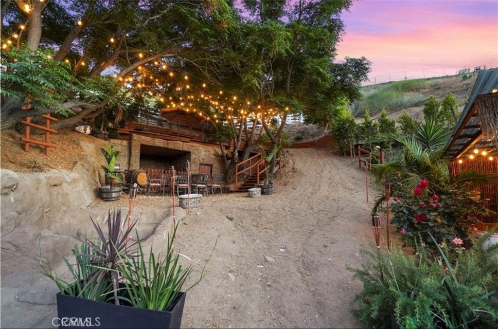 9578 Sunland Property Photo 29