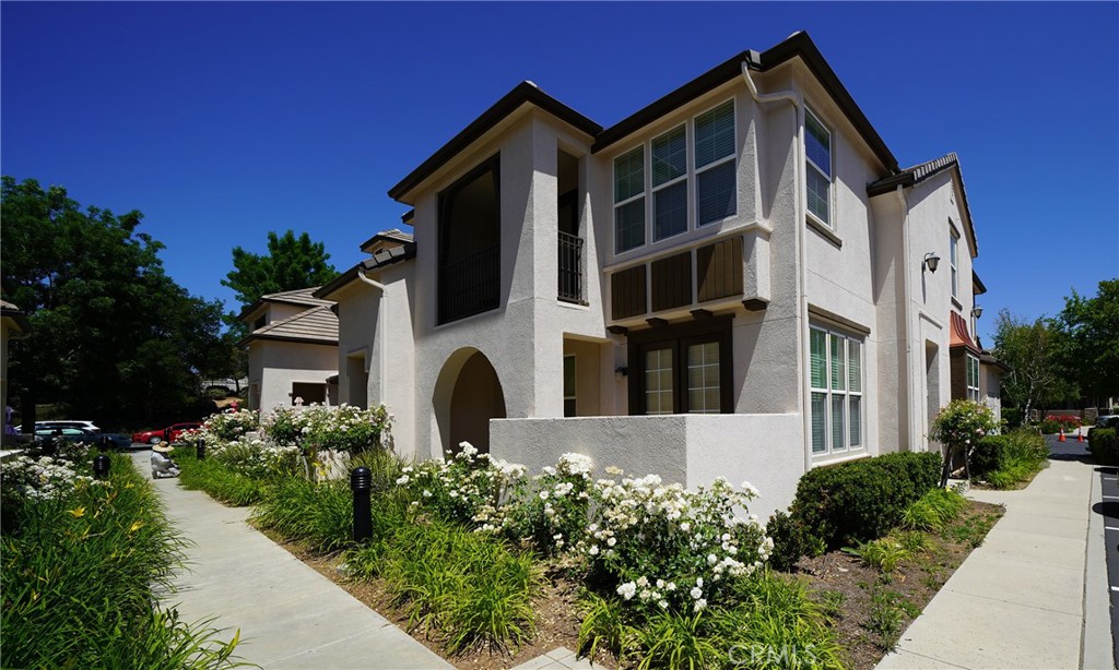 28635 Pietro Property Photo 2