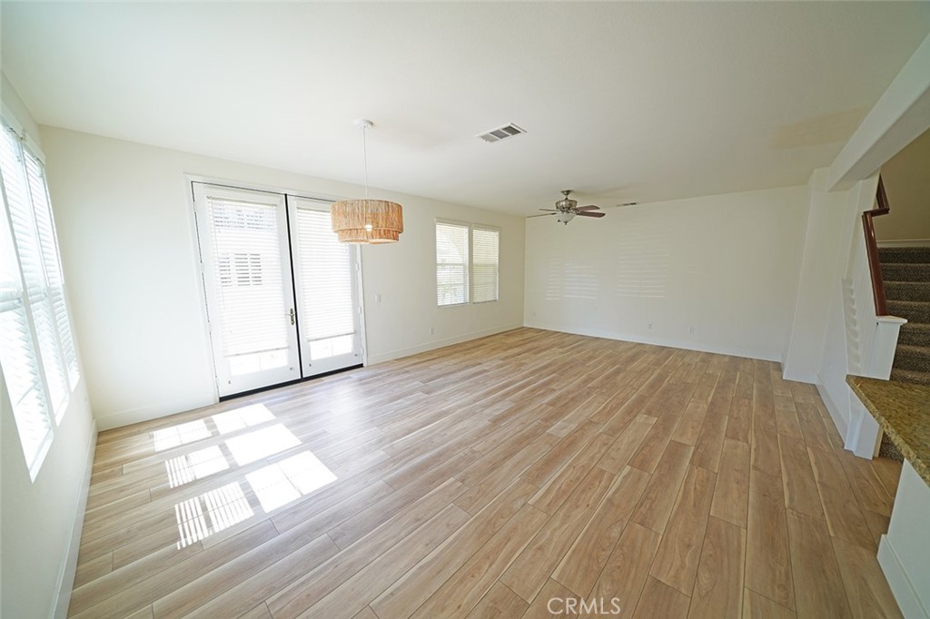 28635 Pietro Property Photo 3