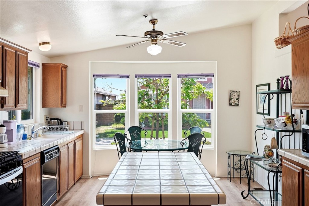 13691 Gavina Ave 417 Property Photo 16