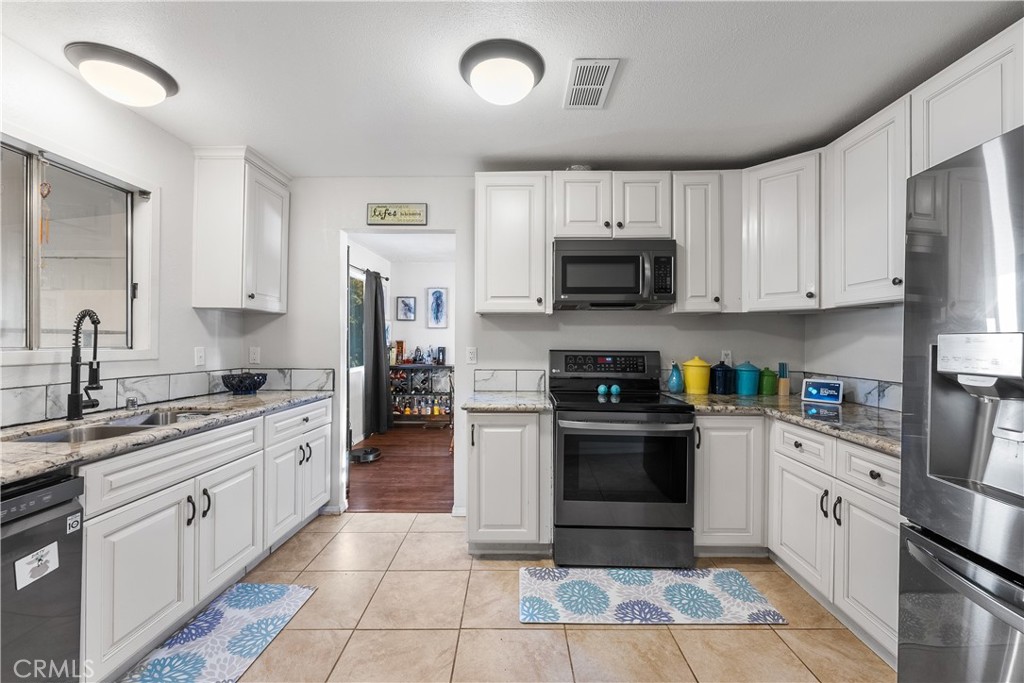 13336 Clement Property Photo 1
