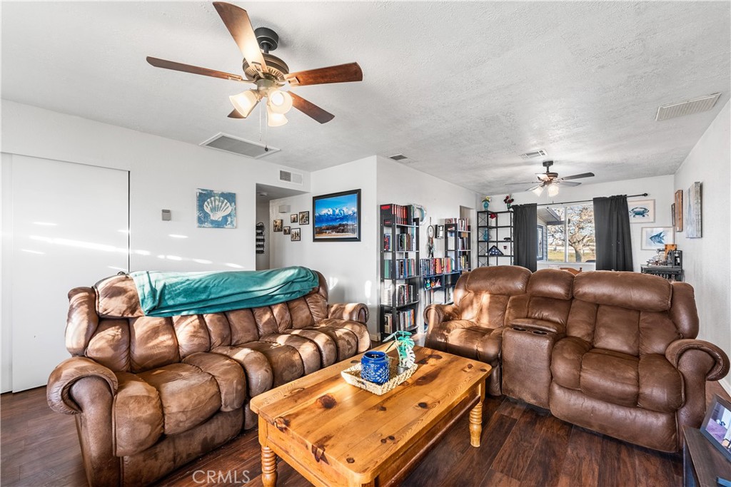 13336 Clement Property Photo 5