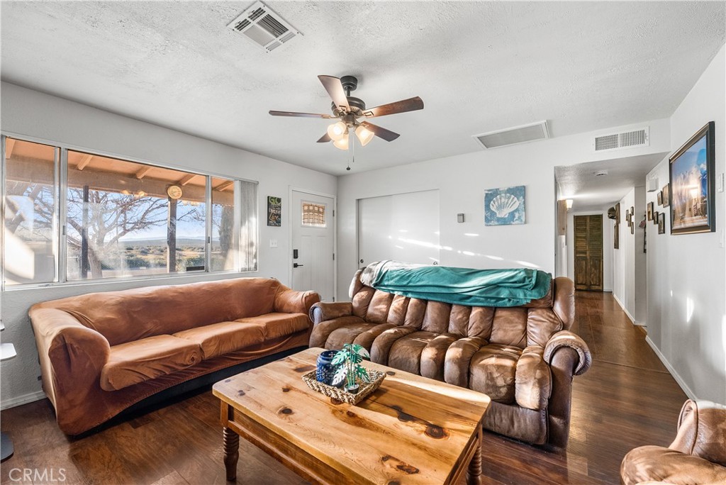 13336 Clement Property Photo 6