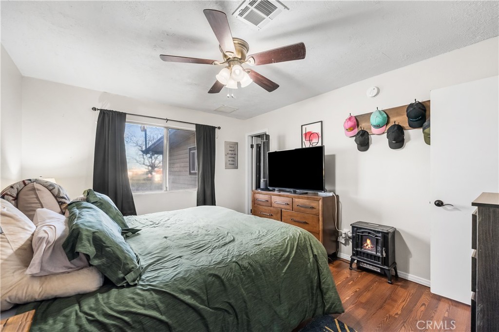 13336 Clement Property Photo 25