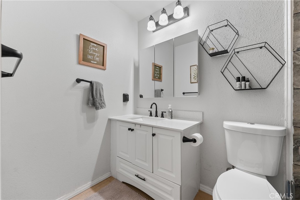13336 Clement Property Photo 29