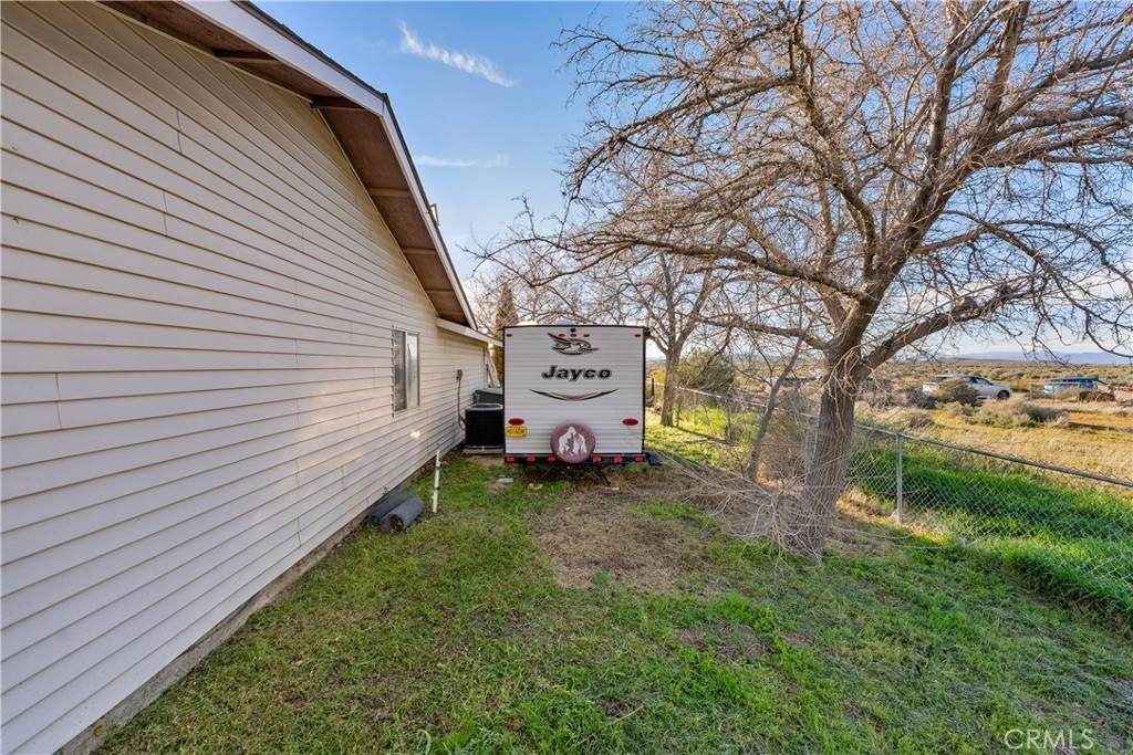 13336 Clement Property Photo 42