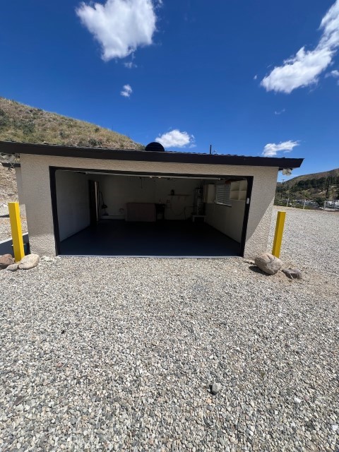 17559 Sierra Highway Property Photo 15