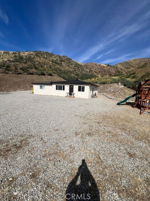 17559 Sierra Highway Property Photo 28
