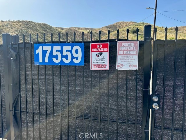 17559 Sierra Highway Property Photo 33