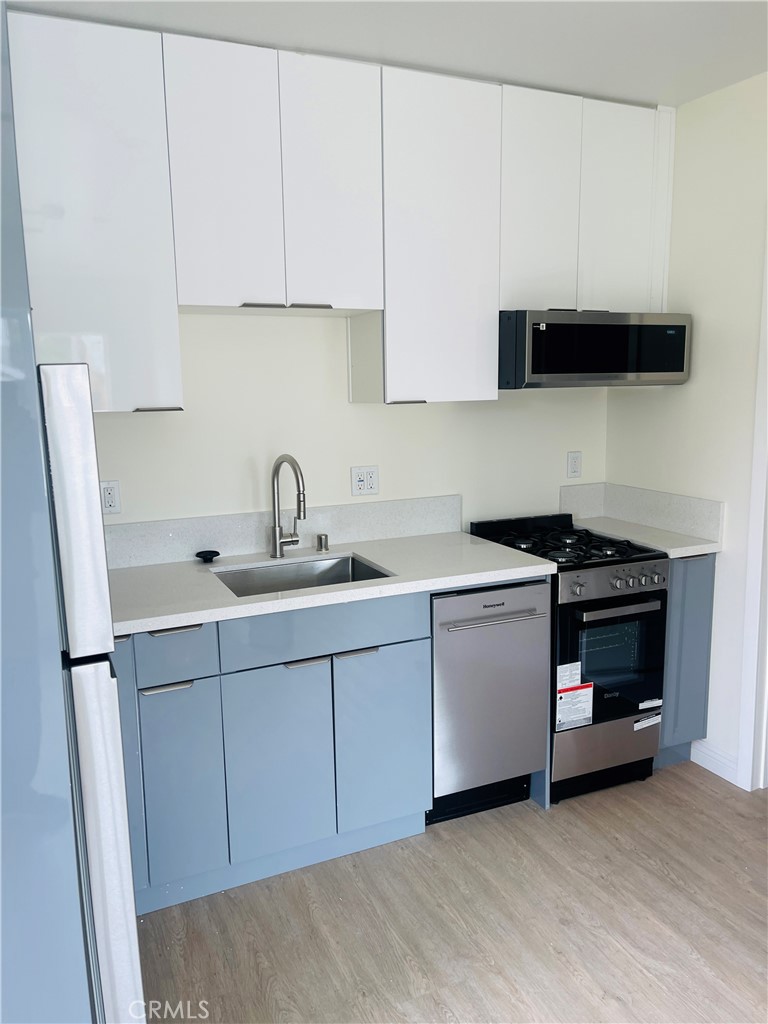 7533 Bovey Property Photo 4