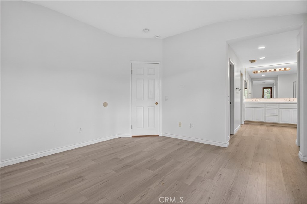 1908 Blazewood Street Property Photo 23