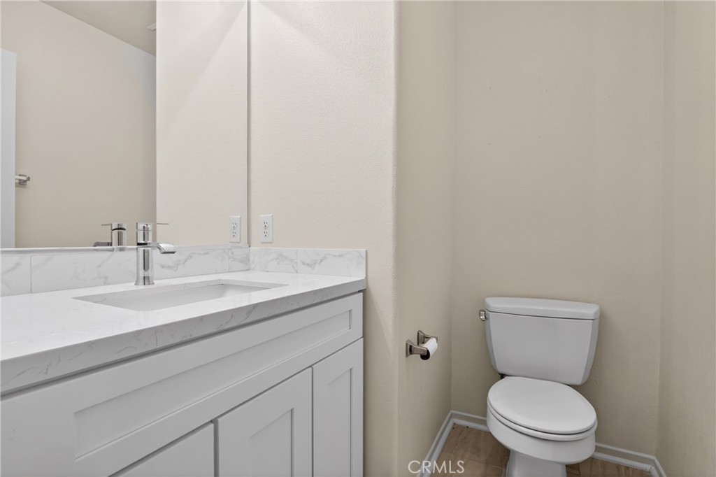 1908 Blazewood Street Property Photo 34