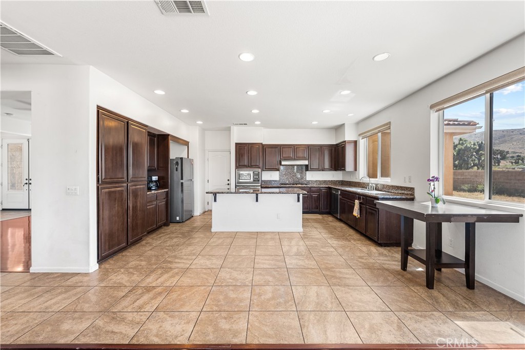 658 E Lago Lindo Rd Property Photo 28