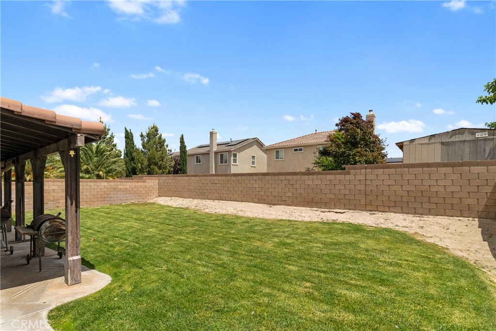 43890 Moccasin Property Photo 40