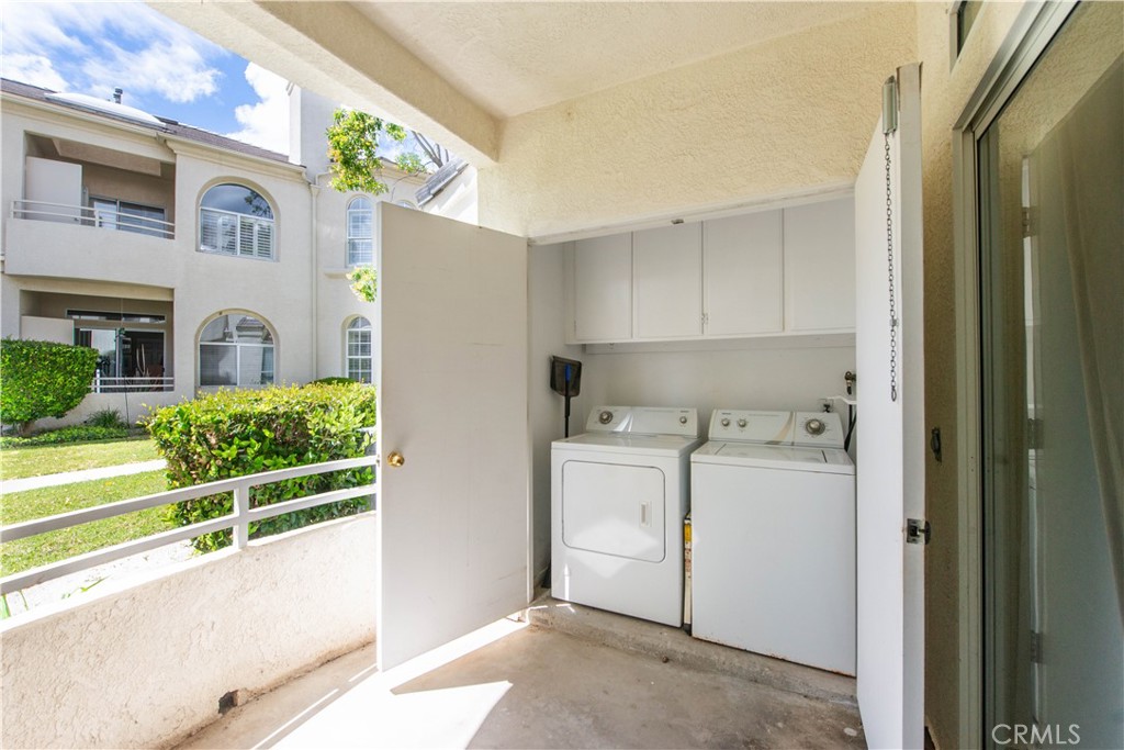 25554 Hemingway A Property Photo 13