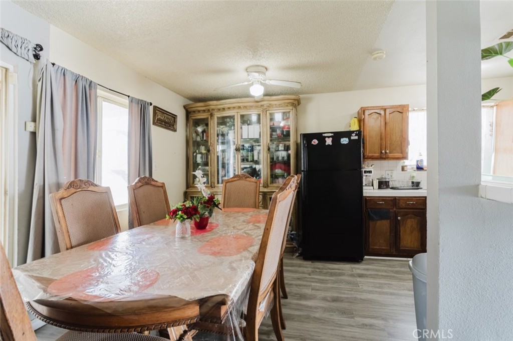 45437 Andale Avenue Property Photo 8