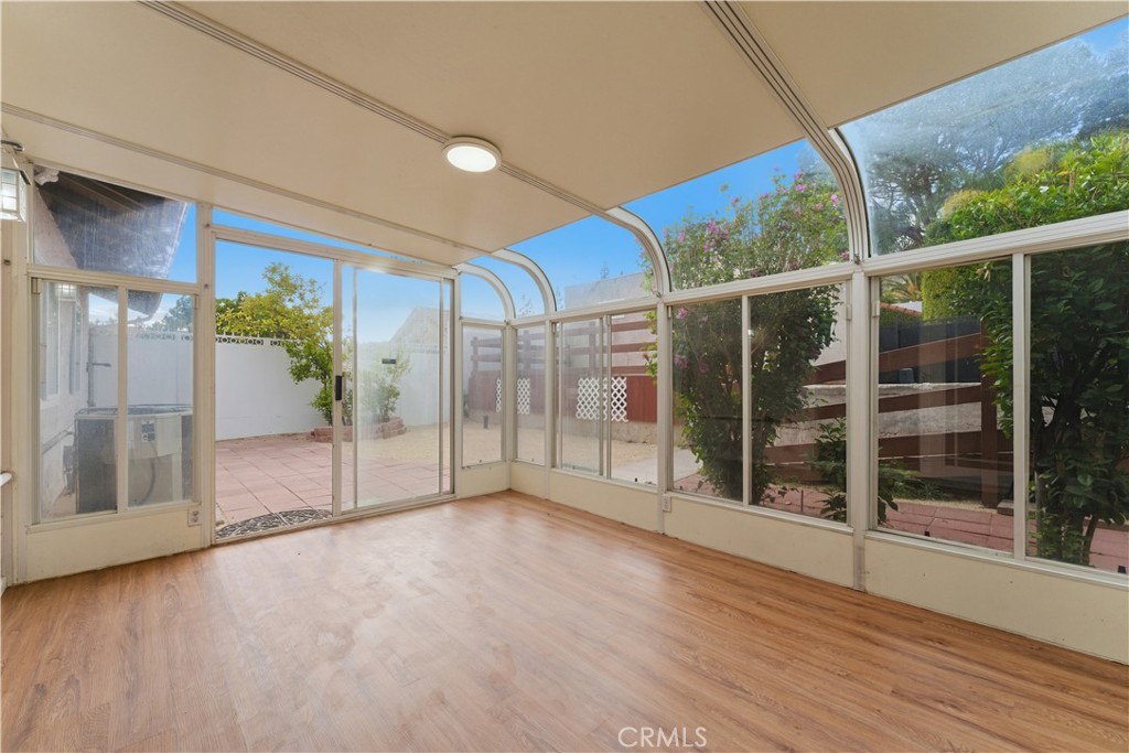 15863 Foothill Property Photo 19