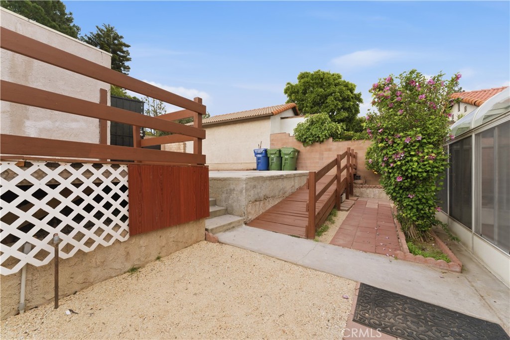 15863 Foothill Property Photo 37