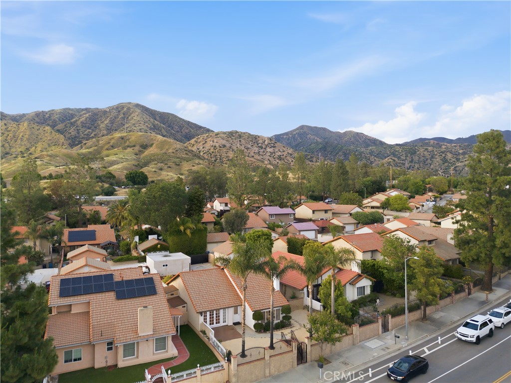 15863 Foothill Property Photo 46