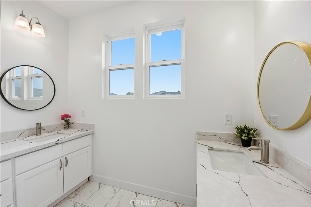 604 Nomad Court Property Photo 32