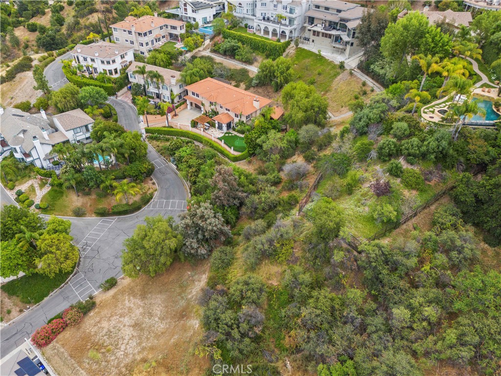 24879 Bella Vista Drive Property Photo 10