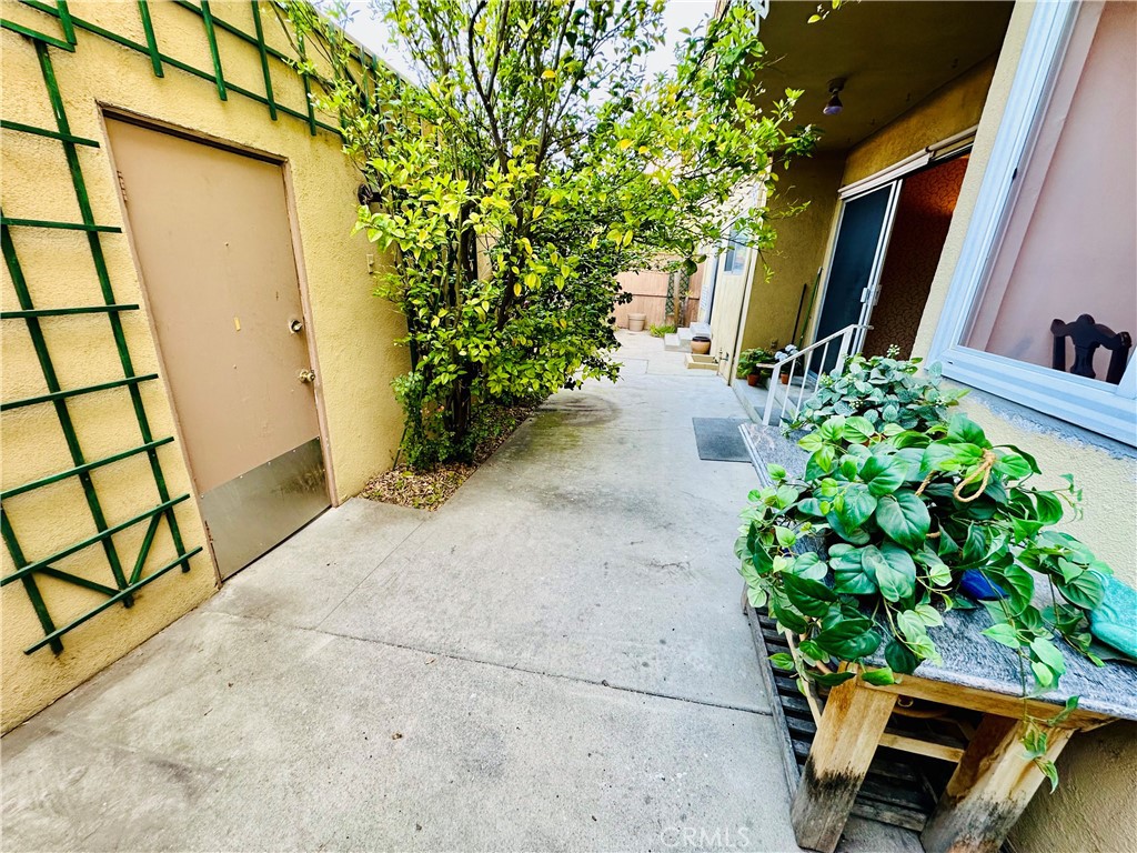 6225 Coldwater Canyon Avenue 117 Property Photo 29