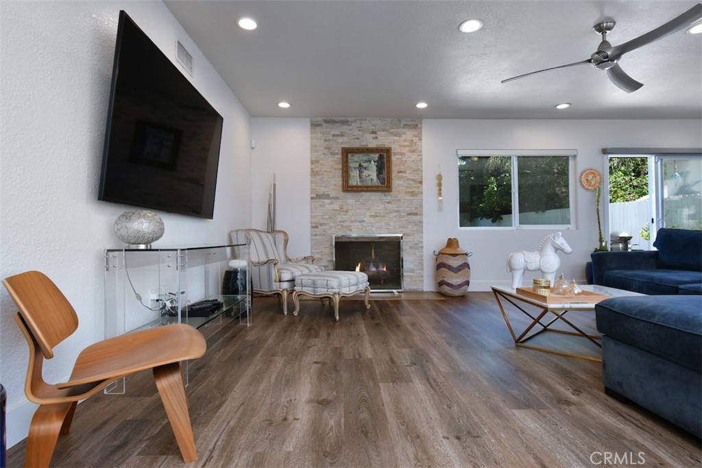 13753 Calvert Property Photo 12
