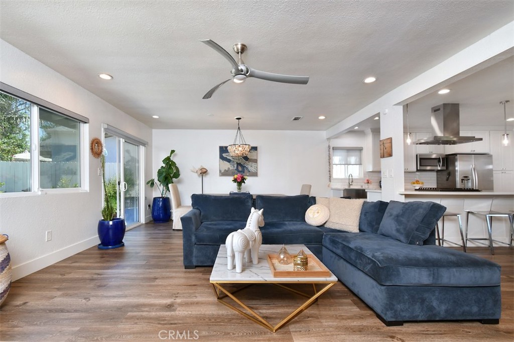 13753 Calvert Property Photo 14