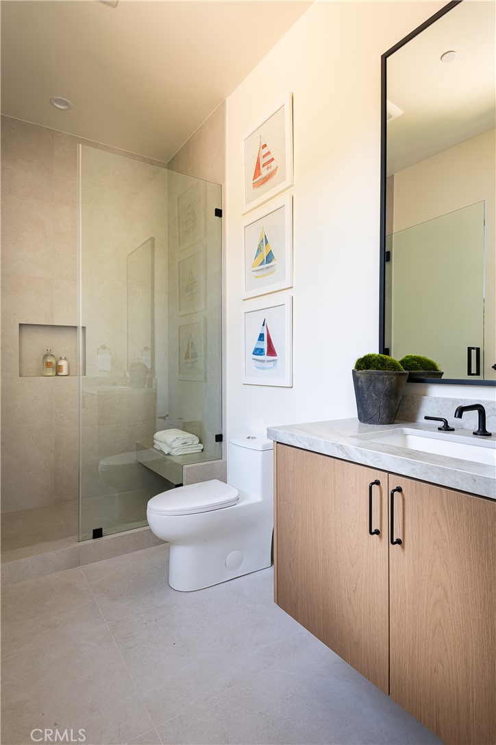 5421 Bothwell Property Photo 38