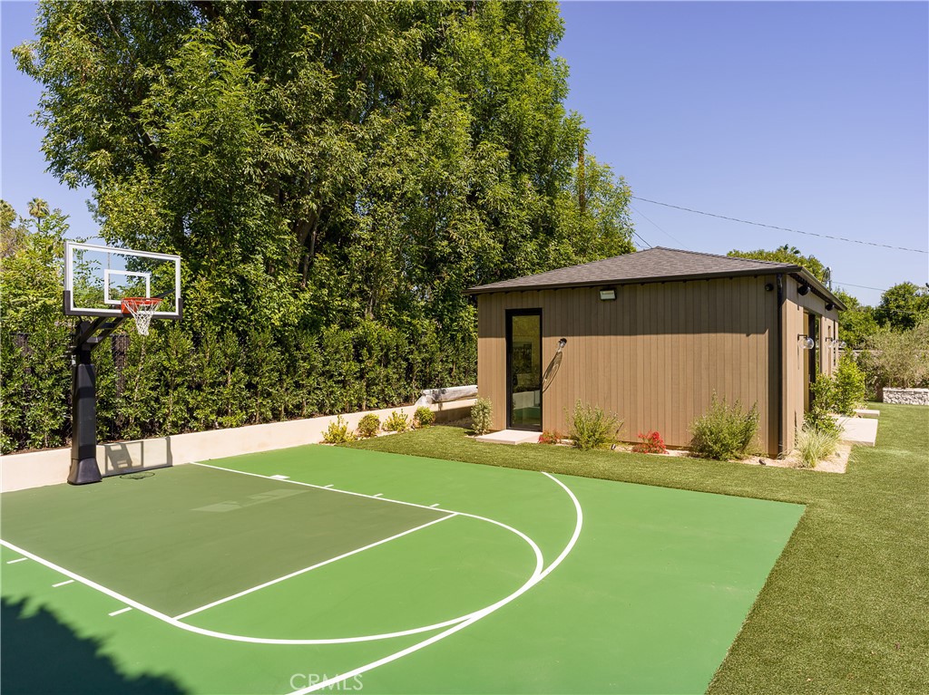 5421 Bothwell Property Photo 47