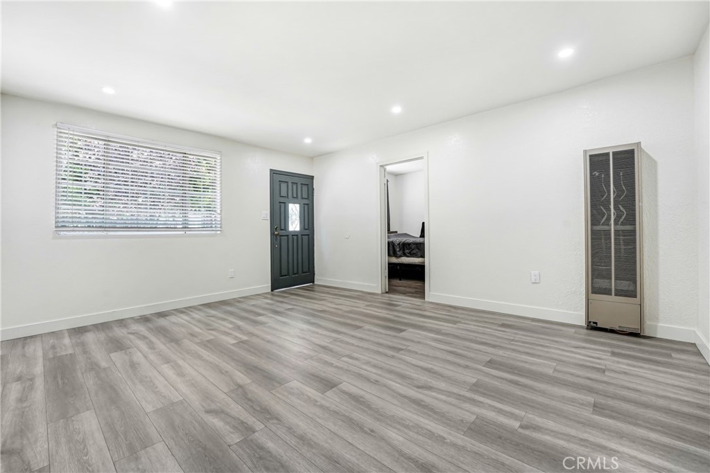 15720 Roxford Street Property Photo 6