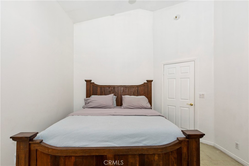 329 E Sherwood Boulevard Property Photo 15