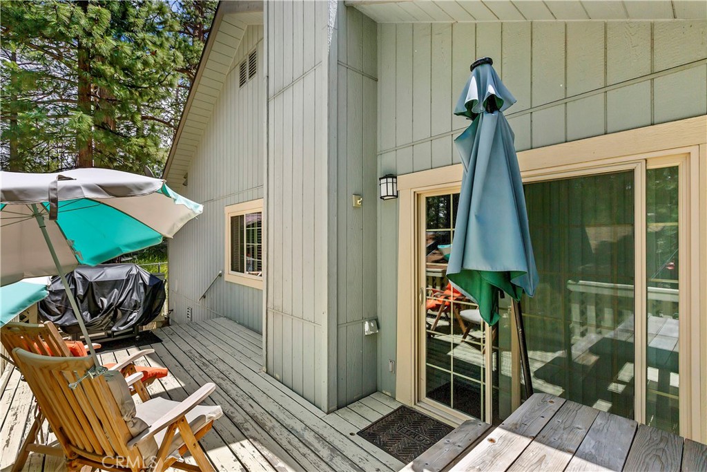 329 E Sherwood Boulevard Property Photo 21