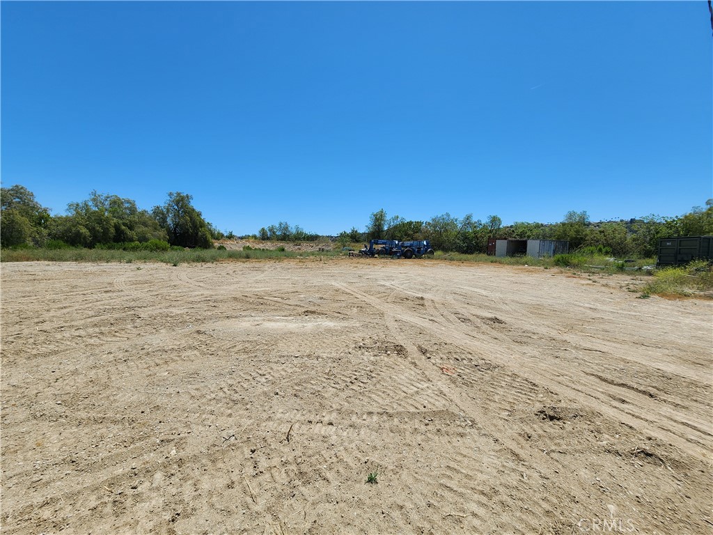 24000 Hidden Ridge Road Property Photo 4