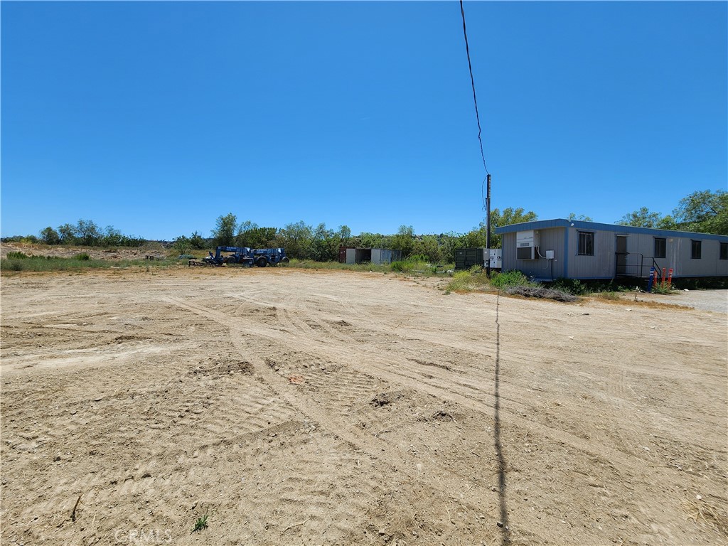 24000 Hidden Ridge Road Property Photo 5