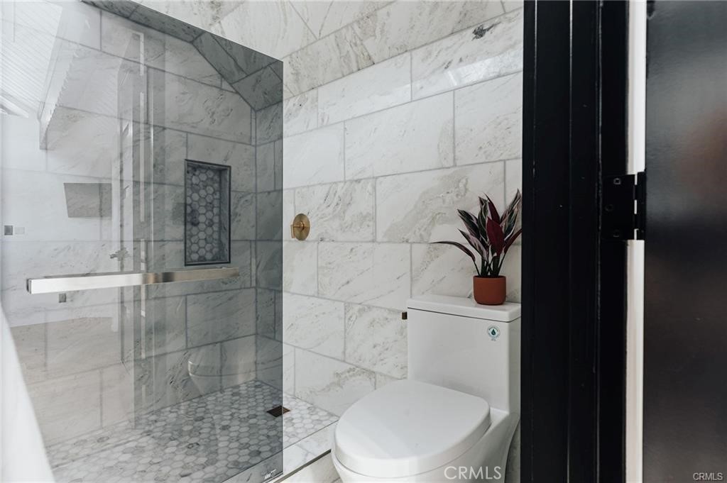 1021 Club View Property Photo 22