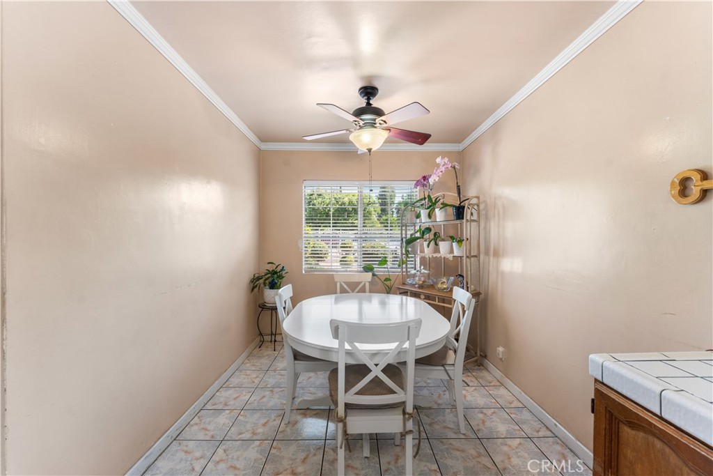 13007 Glenoaks Boulevard Property Photo 11