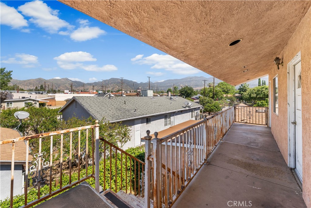 13007 Glenoaks Boulevard Property Photo 61