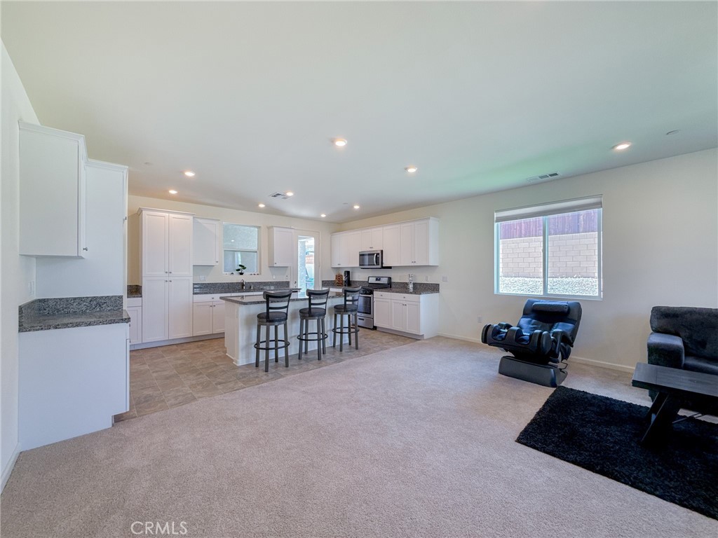 279 Galveston Lane Property Photo 10