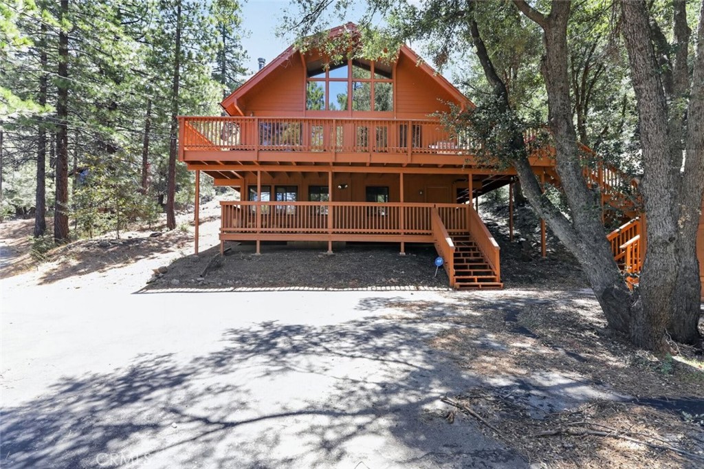 1523 Lassen Way Property Photo 4