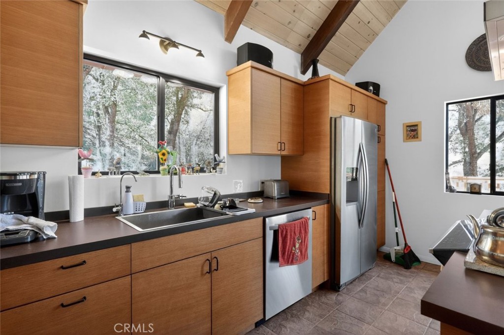 1523 Lassen Way Property Photo 14