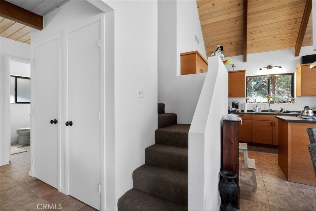 1523 Lassen Way Property Photo 28
